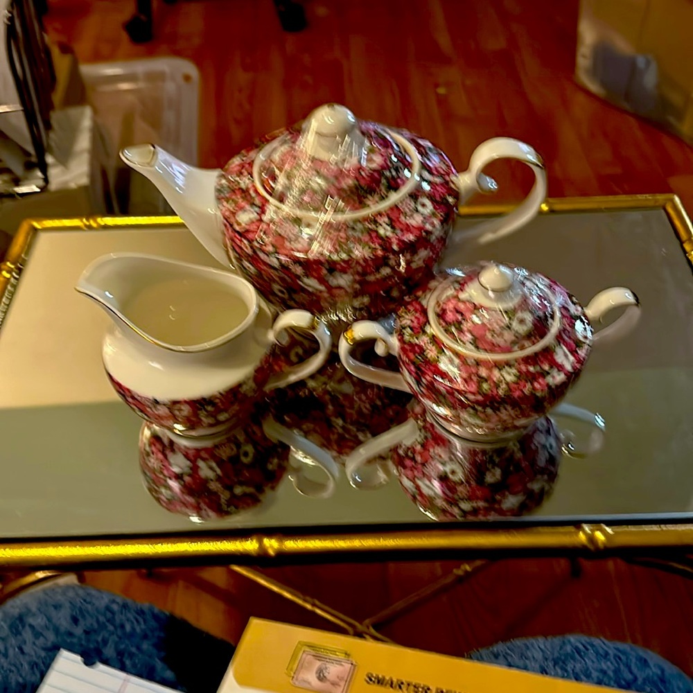 Gracie’s Teaware